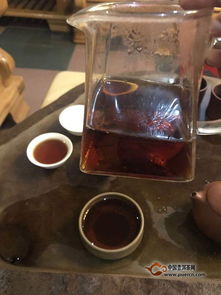 茶韵沉睡，心绪燃香